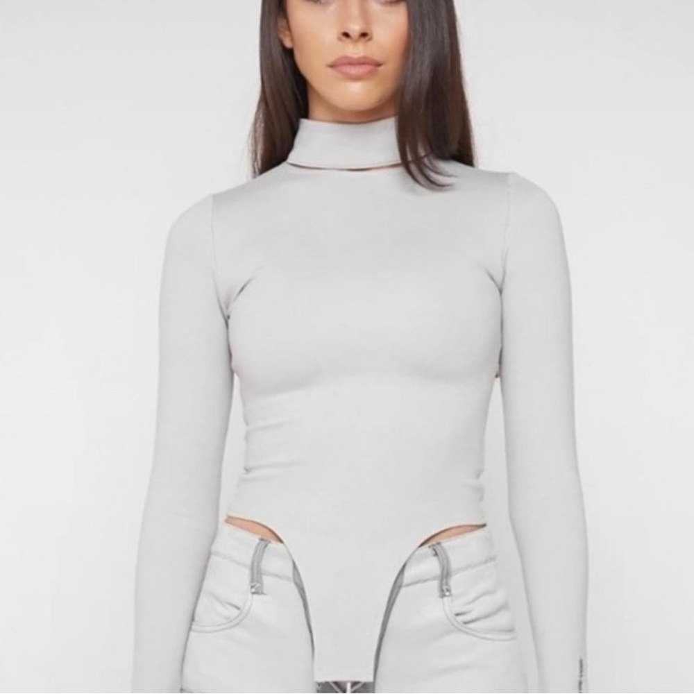 Maniere De Voir Bodysuit Women 8 Gray Cutout Mock Neck Long Sleeve